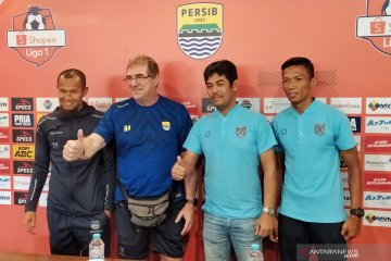 Baru dua laga, Persela Lamongan pecat dua pemain asingnya