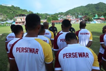 Pelatih Persewar fokus latihan kebugaran pemain liga 2