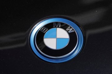 BMW juga bantu produksi masker wajah untuk Jerman