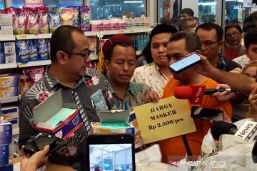 Pasar Jaya minta masyarakat tidak panik soal ketersediaan stok masker