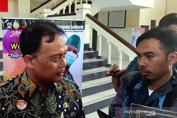 Direktur RSMS Purwokerto imbau masyarakat tidak panik terhadap corona