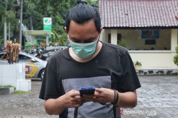 Polda NTB: kalau ada yang jual masker harga tinggi segera laporkan