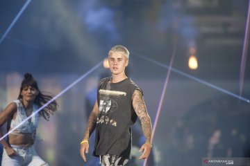 Justin Bieber batalkan seluruh rangkaian tur dunia "Changes"