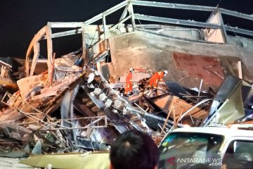 Hotel tempat karantina COVID-19 di China runtuh, puluhan orang terjebak