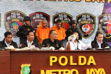 Polda Metro tangkap dua pelaku pencuri motor bersenjata api