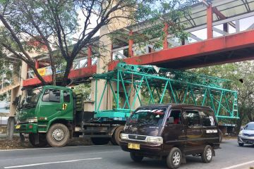 &ldquo;Nyangkut&rdquo; di JPO