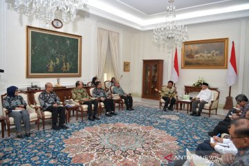 Wapres dorong penyediaan air minum layak di daerah capai 100 persen