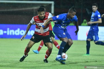 Persiraja Banda Aceh tahan Madura United