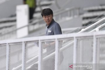 Shin Tae-Yong menyaksikan laga PSM Makassar
