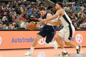 NBA: San Antonio Spurs kalahkan Dallas Mavericks 119 - 109