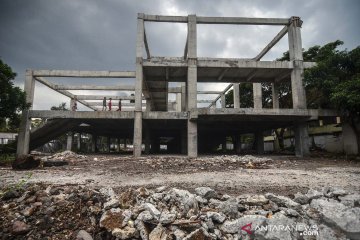 Proyek pembangunan gedung creative center di Tasikmalaya terbengkalai