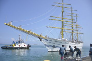 KRI Bima Suci tiba di Makassar