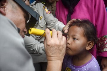Warga Kepulauan Seribu Utara antusias periksa kesehatan mata