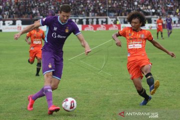 Persik Kediri vs Persiraja Banda Aceh