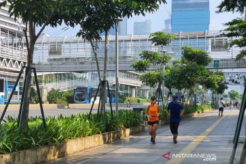 Masih banyak warga Jakarta berolahraga di area CFD