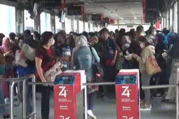 TransJakarta operasikan 291 bus pada hari pertama pembatasan