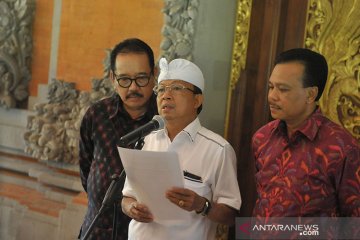 Gubernur Bali minta masyarakat hindari pusat perbelanjaan