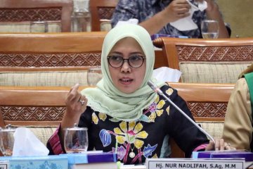 Anggota DPR tegaskan komitmen suarakan vaksin halal