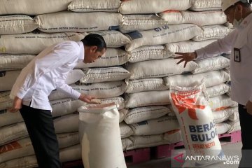 Presiden perintahkan Bulog segera lakukan operasi pasar untuk beras