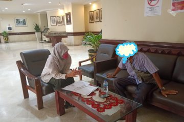 Dikenakan biaya, suami pasien ODP COVID-19 mengadu ke DPRD Surabaya