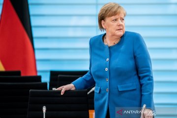 Angela Merkel swakarantina setelah kontak dengan dokter positif corona