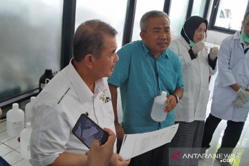 Sumbar produksi massal hand sanitizer di laboratorium LL Dikti