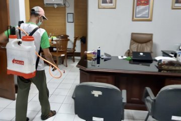 Pemanfaatan cuka kayu dan bambu sebagai disinfektan cegah COVID-19