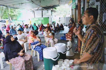 Kebutuhan pencegahan COVID-19 didistribusikan di kelurahan se-Surabaya