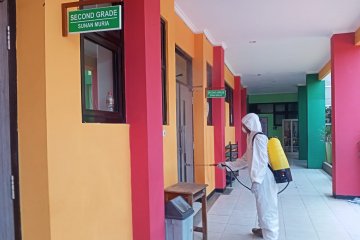 BPBD anjurkan warga penyemprotan disinfektan mandiri, cegah corona