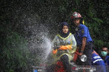 Penyemprotan Disinfektan di Banjarmasin