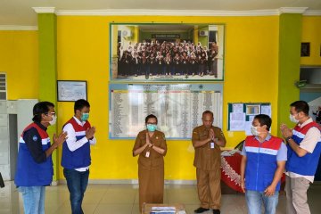 Pertamina bantu warga Batam perlengkapan cegah penularan COVID-19