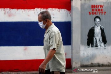Thailand berlakukan darurat nasional COVID-19, begini keseharian warga Bangkok