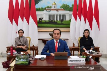 Presiden Jokowi mengikuti KTT G20 secara virtual