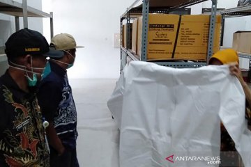 Gudang farmasi Bantul di cek pastikan ketersediaan obat-obatan dan APD