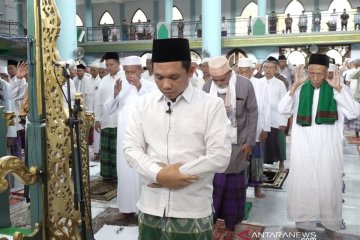 Masjid di Lumajang-Jember terapkan 'jarak antarjamaah' shalat Jumat