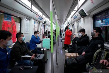 Subway Wuhan mulai beroperasi setelah berhenti dua bulan