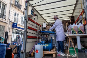 Prancis produksi cairan pembersih tangan 10 ribu liter per hari