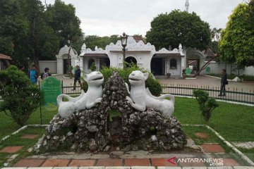 Wisata Keraton Kasepuhan Cirebon ditutup cegah penyebaran COVID-19