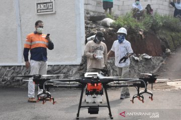 Pemprov Jakarta disinfeksi permukiman dan jalan gunakan "drone"