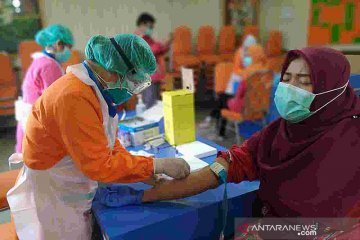 Jakpus lakukan "rapid test" COVID-19 terhadap 1.800 warga