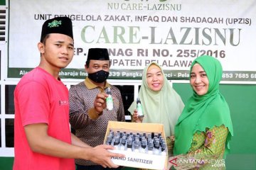 Muslimat NU Pelalawan ganti harlah dengan bagikan 3.000 hand sanitizer