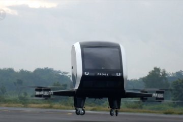 Uji terbang taxi drone pertama di Indonesia