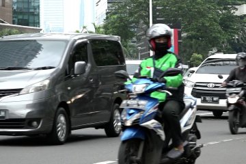 Dari tak boleh ada PHK hingga tunda cicilan untuk stabilkan ekonomi di tengah pandemi