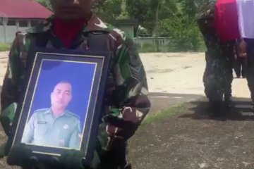 Anggota TNI korban penembakan KKB dimakamkan di TMP Baubau