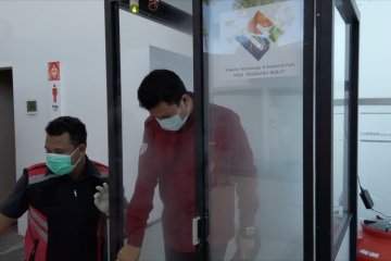 Bilik disinfektan IKM STIP Lombok terpasang di objek vital