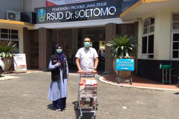 Bantuan pangan disalurkan ACT Jatim untuk tenaga medis RSUD dr Soetomo