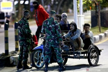 Penerapan jam malam cegah wabah  COVID-19 di Aceh