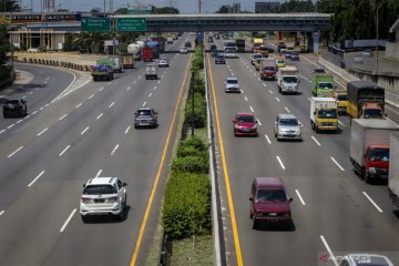 PJR keluarkan pengendara pelanggar PSBB dari jalan tol