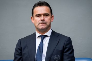 Marc Overmars mundur sebagai Direktur Ajax akibat "pesan tidak pantas"
