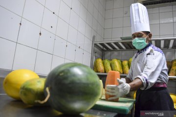 Makanan untuk tenaga medis dan kesehatan